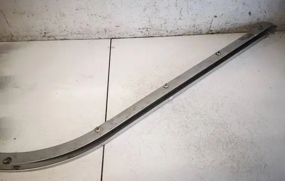 Chrysler Voyager Sliding door trim
