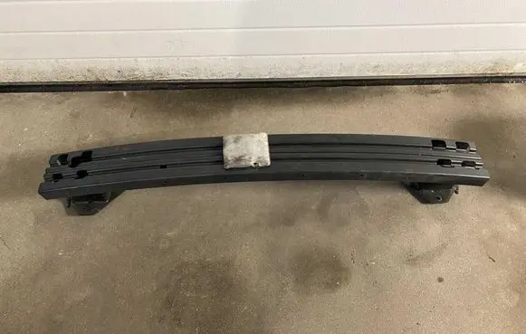 Nissan Qashqai J12 Rear bumper cross member 850306UA0H