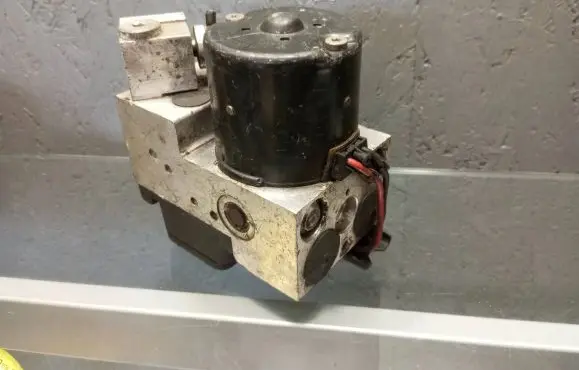 Mercedes-Benz S W220 ABS Pump A0044314712