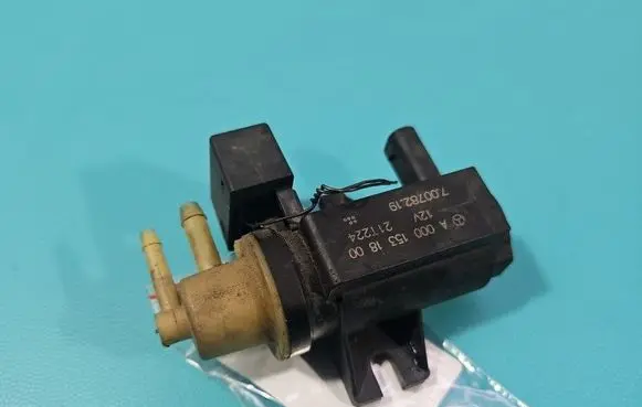 Mercedes-Benz GL X166 Turbo solenoid valve A0001531800 IMPRK1575762