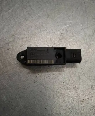 Mercedes-Benz E W211 Airbag deployment crash/impact sensor A0028202726 00402625A1