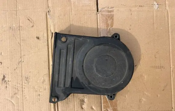 Mitsubishi L200 Timing belt guard (cover) 1062A046