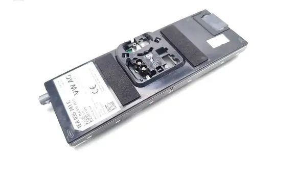 Volkswagen ID.3 Antenna control unit 1EA035741C