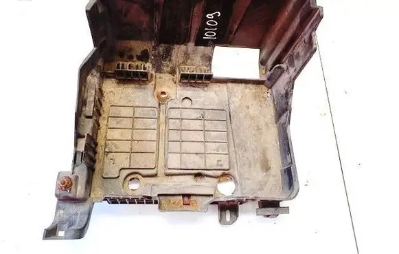 Renault Scenic II - Grand scenic II Battery box tray 8200467409