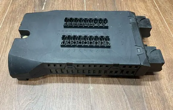 Mercedes-Benz Vito Viano W638 Fuse module 0005400650