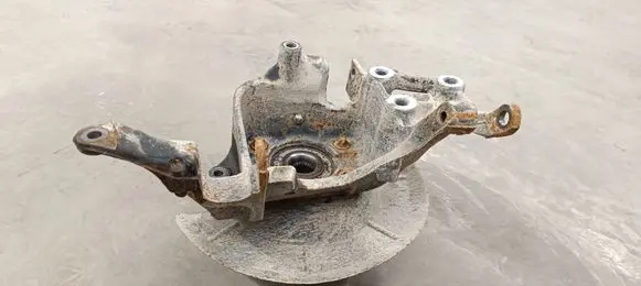 Ford Kuga II Rear wheel hub spindle/knuckle 