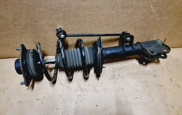 Hyundai ix35 Front shock absorber with coil spring 546612Y600 546302Y914 546613U000