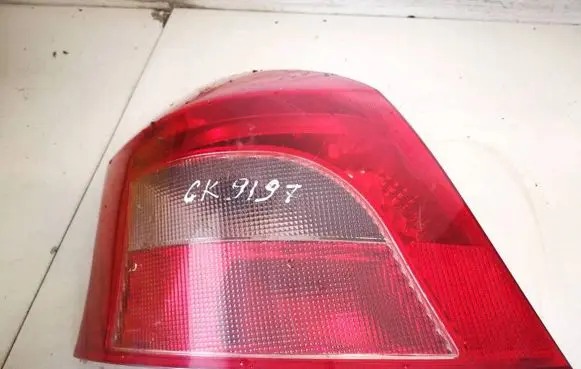 Toyota Yaris Rear/tail lights