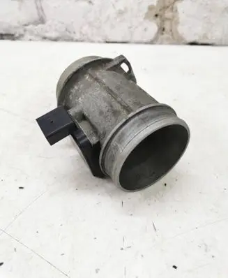 Audi A6 S6 C5 4B Mass air flow meter 059906461D FD70250