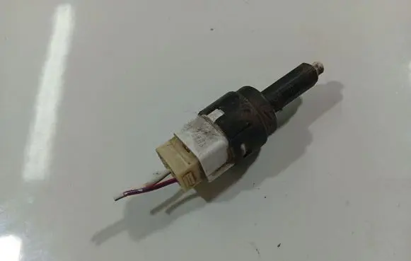 Daihatsu Materia Brake pedal sensor switch