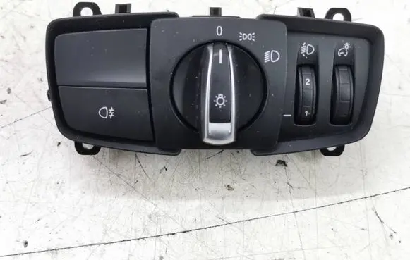 BMW 1 F20 F21 Light switch 549648904 02317452 9265300
