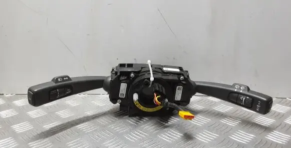 Volvo V40 Wiper turn signal indicator stalk/switch 31343218 31394007 31394001