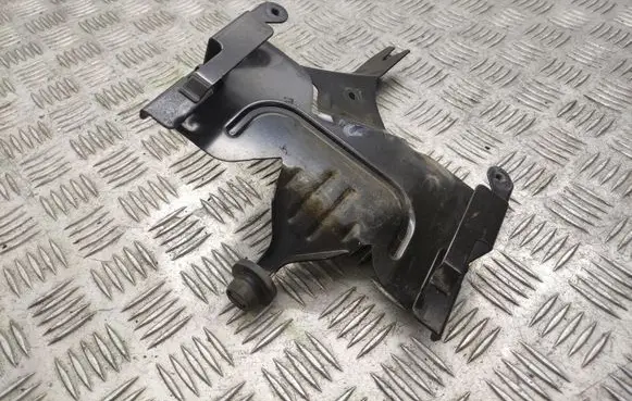 Mercedes-Benz E W212 Other engine bay part A2125450740