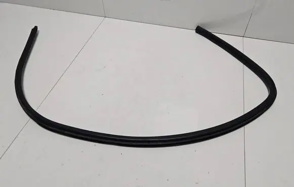 BMW Z3 E36 Rubber seal front coupe door 8397376