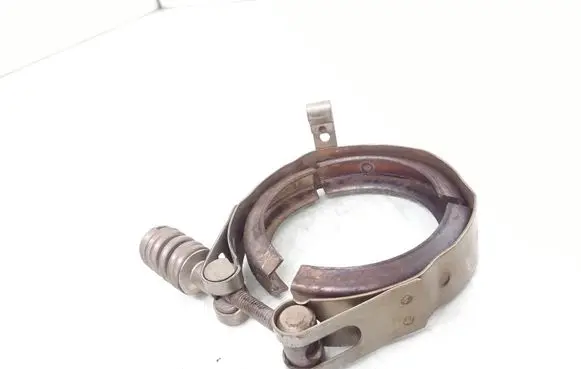 Volvo V70 Muffler pipe connector clamp 31293372