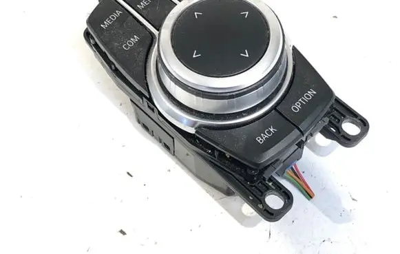 BMW 5 G30 G31 Other switches/knobs/shifts 9459633