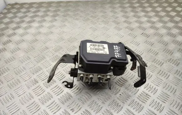 Mini Cooper Countryman R60 ABS Pump 3451686601101 34516866011 686601101