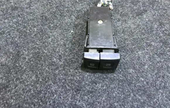 Mazda 626 Fog light switch 