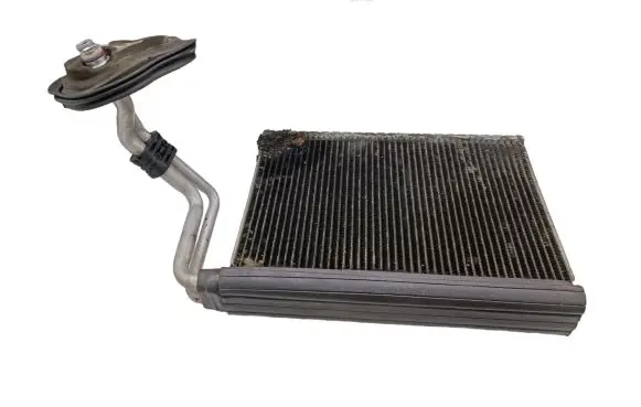 BMW 3 E90 E91 Air conditioning (A/C) radiator (interior) 