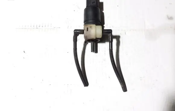 Audi A4 S4 B6 8E 8H Windscreen/windshield washer pump