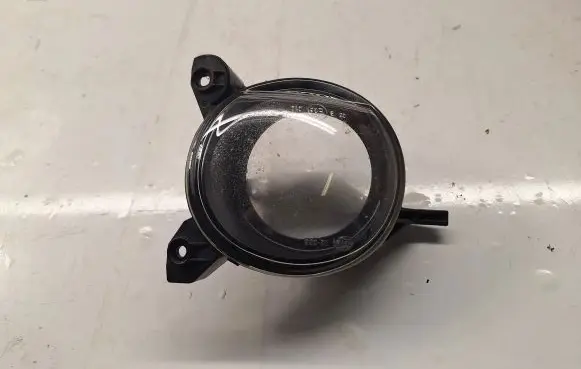 Toyota Corolla Verso AR10 Fog light part 812110F010 812100F010