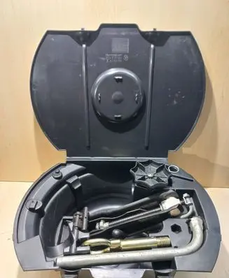 Skoda Fabia Mk1 (6Y) Tool box 6Q0012115E