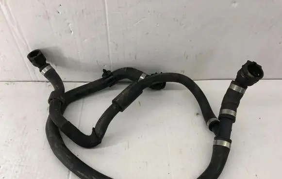 BMW 2 F22 F23 Engine coolant pipe/hose 8071988