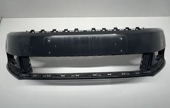 Volkswagen PASSAT B7 Front bumper 3AA807221