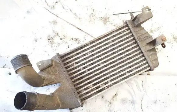 Opel Zafira B Intercooler radiator