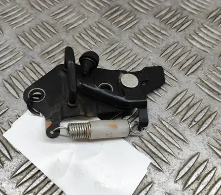Toyota GT 86 Rear door lock loop/hook striker SU00301467