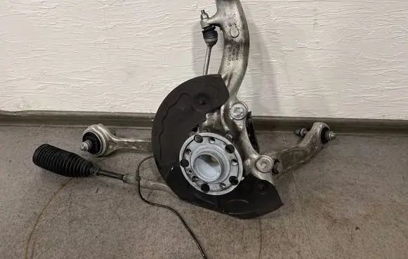 Mercedes-Benz E W214 Front wheel hub spindle knuckle a2140100 a2143330700 a2140300