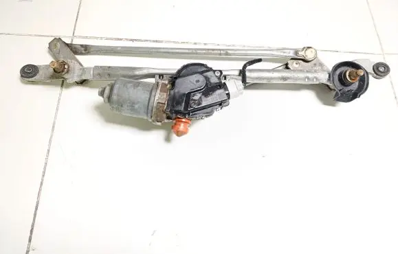 Mazda CX-5 Front wiper linkage and motor 1593004291 KD5367340A