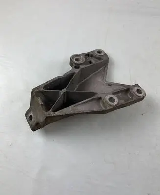 BMW 3 E92 E93 Engine mounting bracket 2211676031506