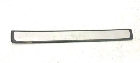Volvo XC40 Front sill trim cover 31484196