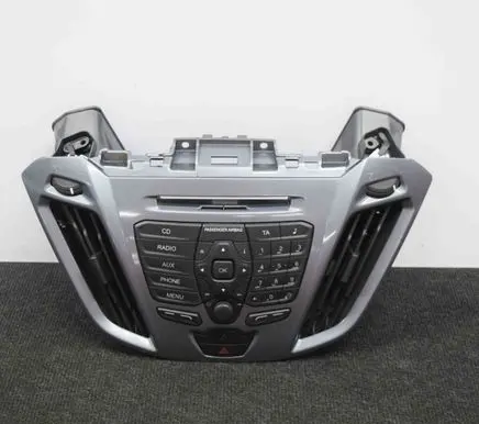 Radio/GPS head unit trim