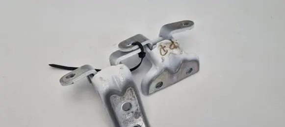 KIA Ceed Front door hinge set KIAZAWIASY