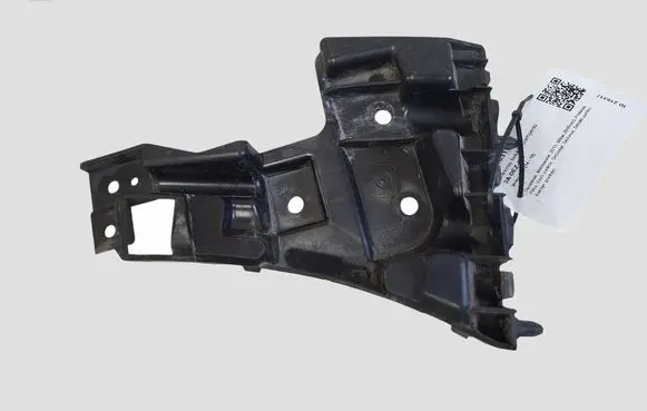 Volvo S60 Front bumper mounting bracket 31425463