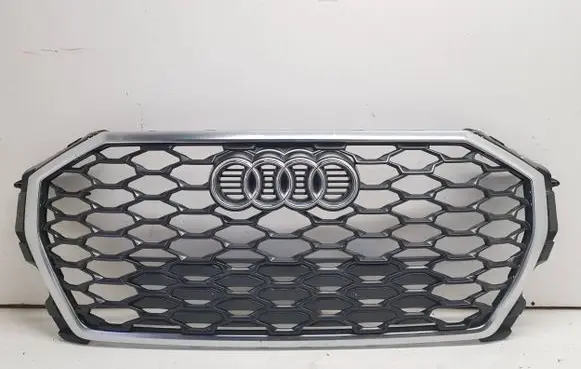 Audi Q3 F3 Front bumper upper radiator grill 83F853651A 83F853651