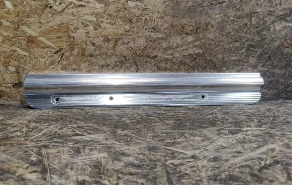 Jaguar XK8 - XKR Front sill trim cover