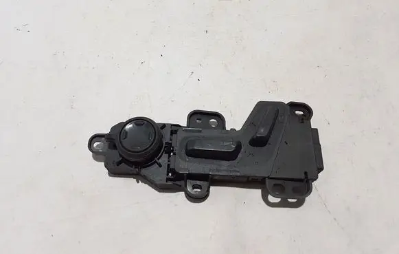 Volvo XC60 Seat control switch 31419579