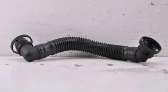 Volkswagen Touran I Breather hose/pipe 03L103493G