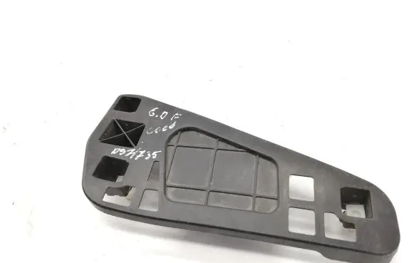 KIA Ceed Rear bumper mounting bracket 866231H100