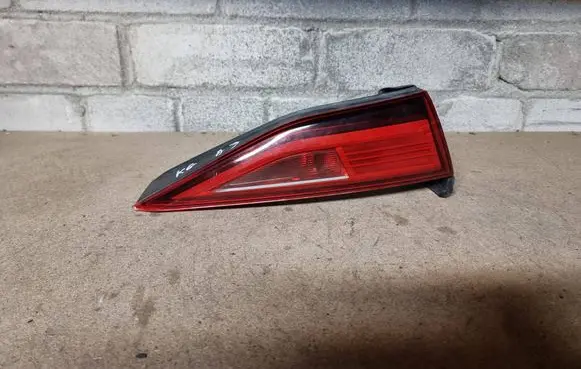Audi A3 8Y Tailgate rear/tail lights 8Y0945075 0021358011