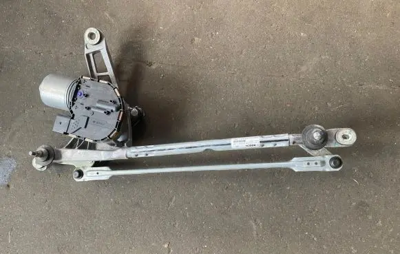 Audi A4 S4 B9 8W Front wiper linkage and motor 8W1955023C