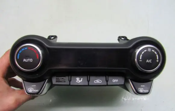 KIA Stonic Climate control unit 97250H8700