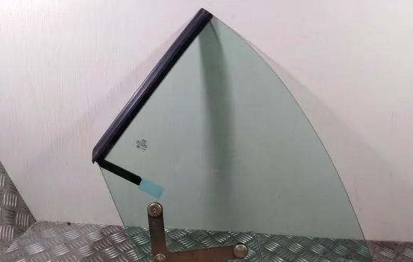 Audi A4 S4 B6 8E 8H Rear side window 8H0845300