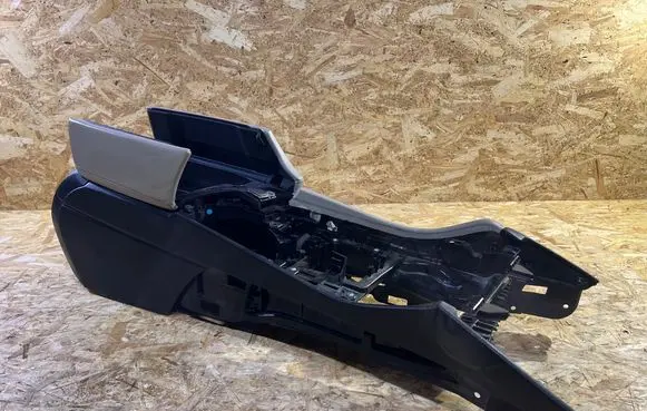 BMW 5 F10 F11 Center console 