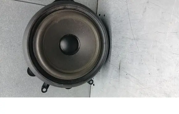 Audi A8 S8 D3 4E Subwoofer speaker 4E003541101S