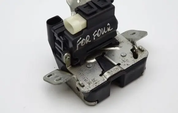Smart ForFour I Tailgate/trunk/boot lock/catch/latch MR959189