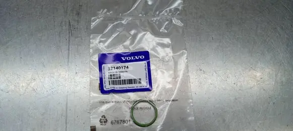 Volvo S90, V90 Oil pump 32140174